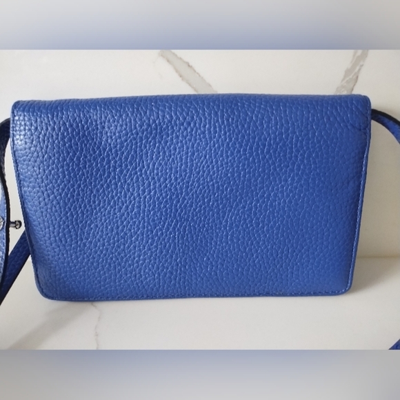Marc Jacobs wallet crossbody - Picture 9 of 9